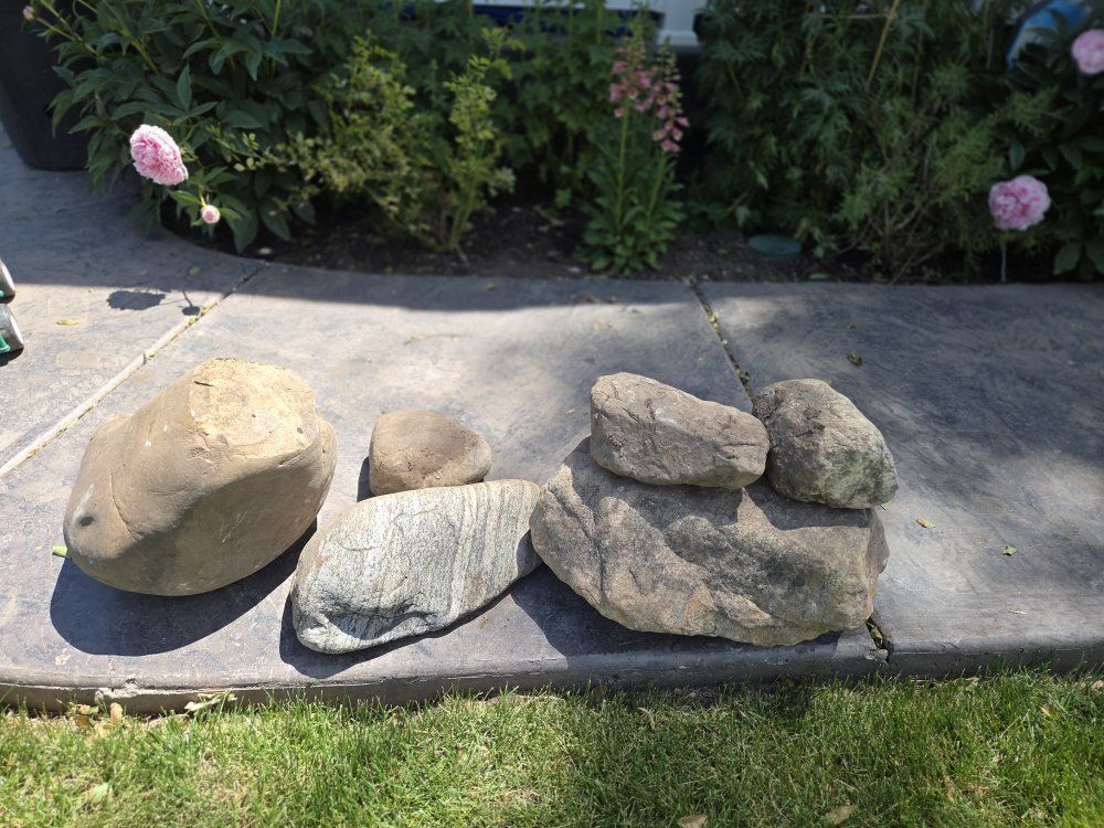 Free Rocks