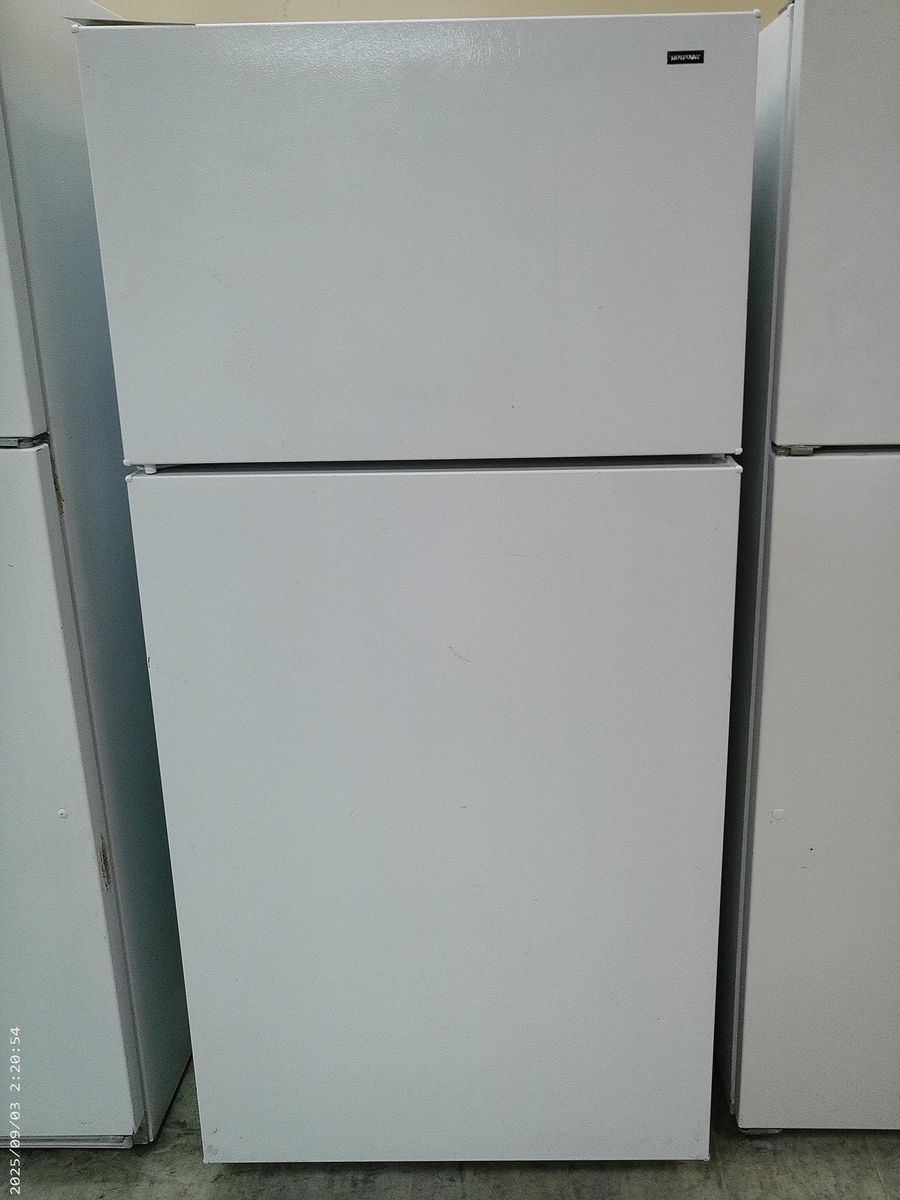 16 cf Refrigeator~28 Inches Wide~90 Day Guarantee