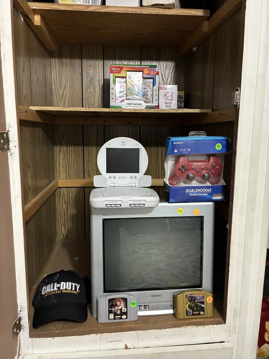 FINAL YARD SALE TOMMOROW SATURDAY 06/20 @ 7:30 AM CASH ONLY!!