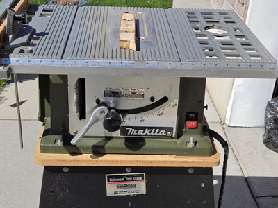 Makita table saw #2708