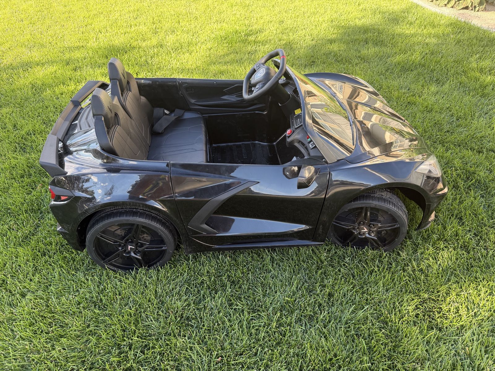 Licensed Corvette 24 Volt Ride on
