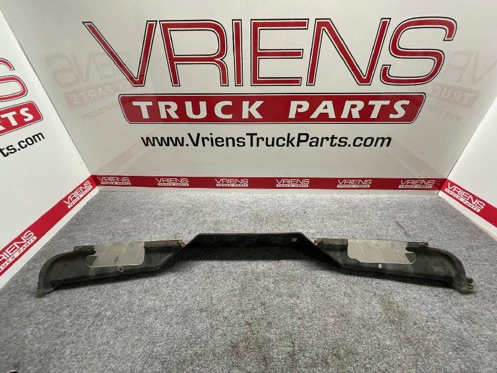 R46-1025-1 PANEL-COWL