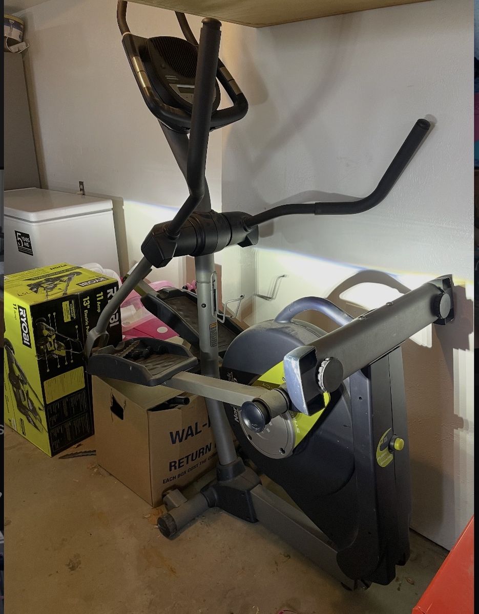 Nordictrack CX1000 Elliptical