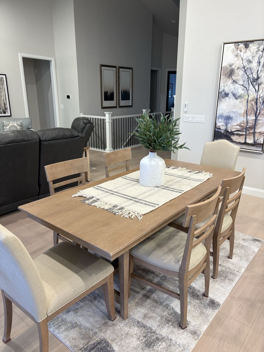 Dining Room Table and Chairs