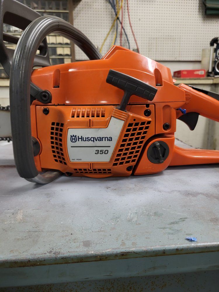 Husqvarna 350 chainsaw 