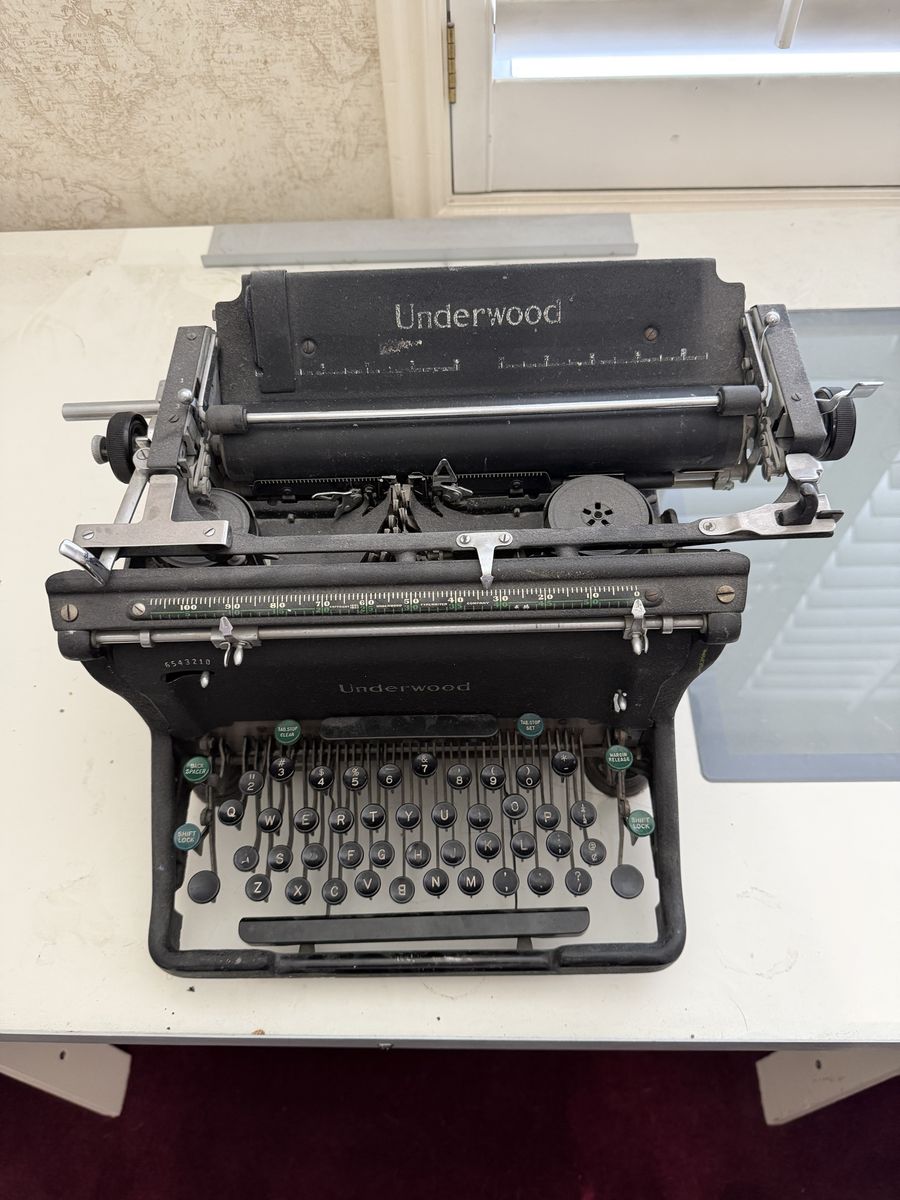Main image 7