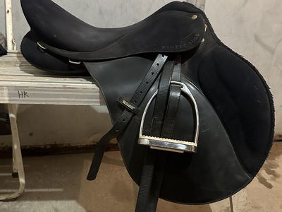 Wintec 2000 AP English saddle
