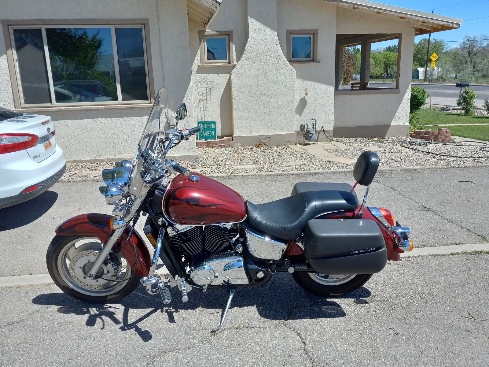2002Honda sabre 1100