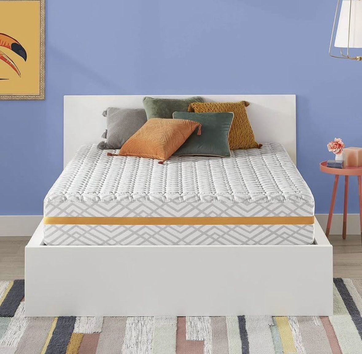 Simmons 10-Inch King Hybrid Memory Foam Mattress with Coils - New In Box