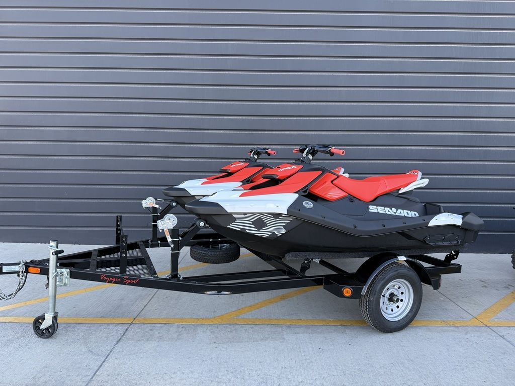 2025 Sea-Doo Spark™ Trixx for 3 Rotax® 900 ACE™ - 90 iBR