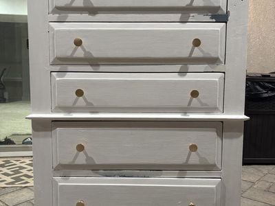 Solid Wood, White Broyhill Dresser