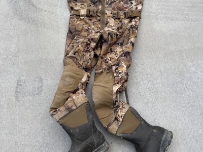 Sitka hunting waders