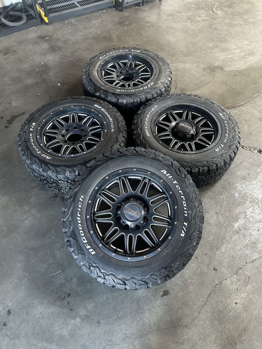 18x9 Wheels & Tires – 8x6.5 Bolt Pattern