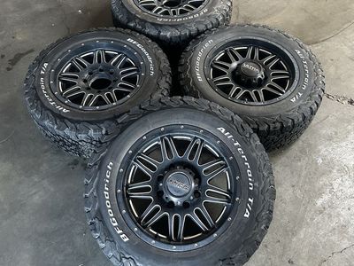 18x9 Wheels & Tires – 8x6.5 Bolt Pattern