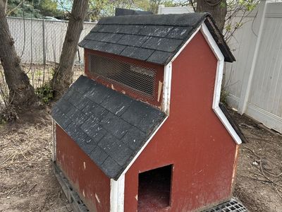Chick coop barn