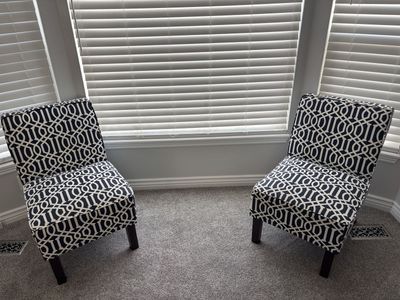 Accent Chairs