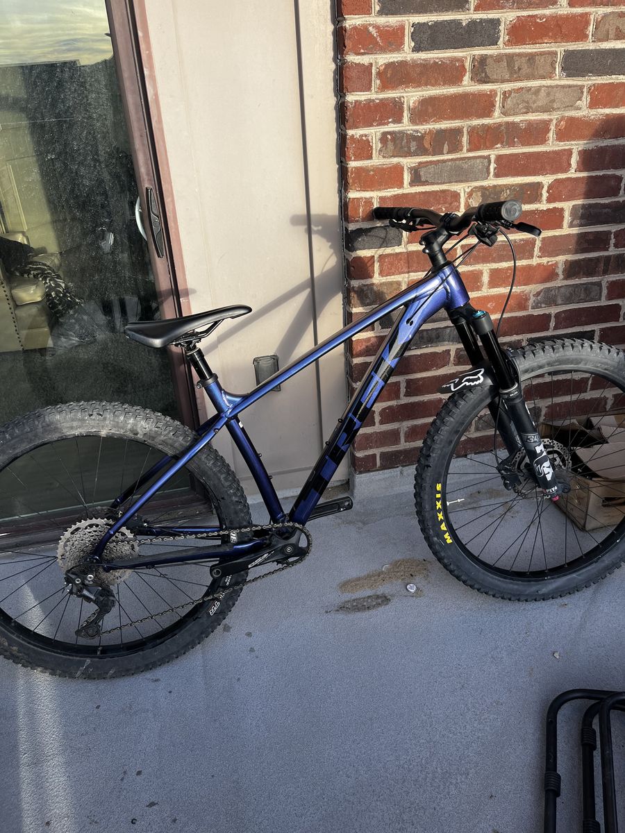 2021 Trek Roscoe 6