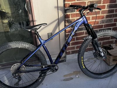 2021 Trek Roscoe 6