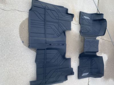 2019-2026 Chevrolet Silverado Premium all-weather interlocking floor mats