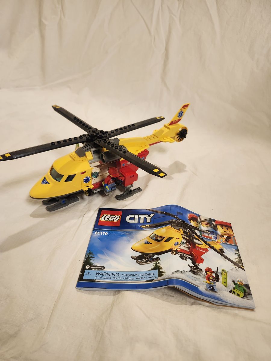 LEGO City 60179 Ambulance Helicopter – 100% Complete w/ Instructions