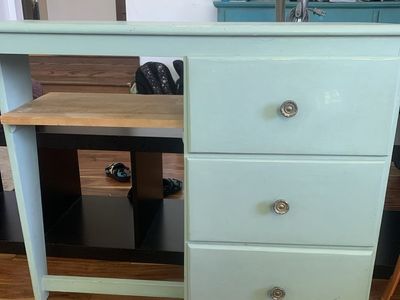 Kids desk painted