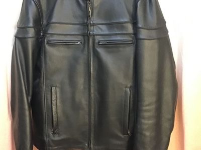 Milwaukee Leather Motorcycle Jacket with lining ~ Size Medium 40-42