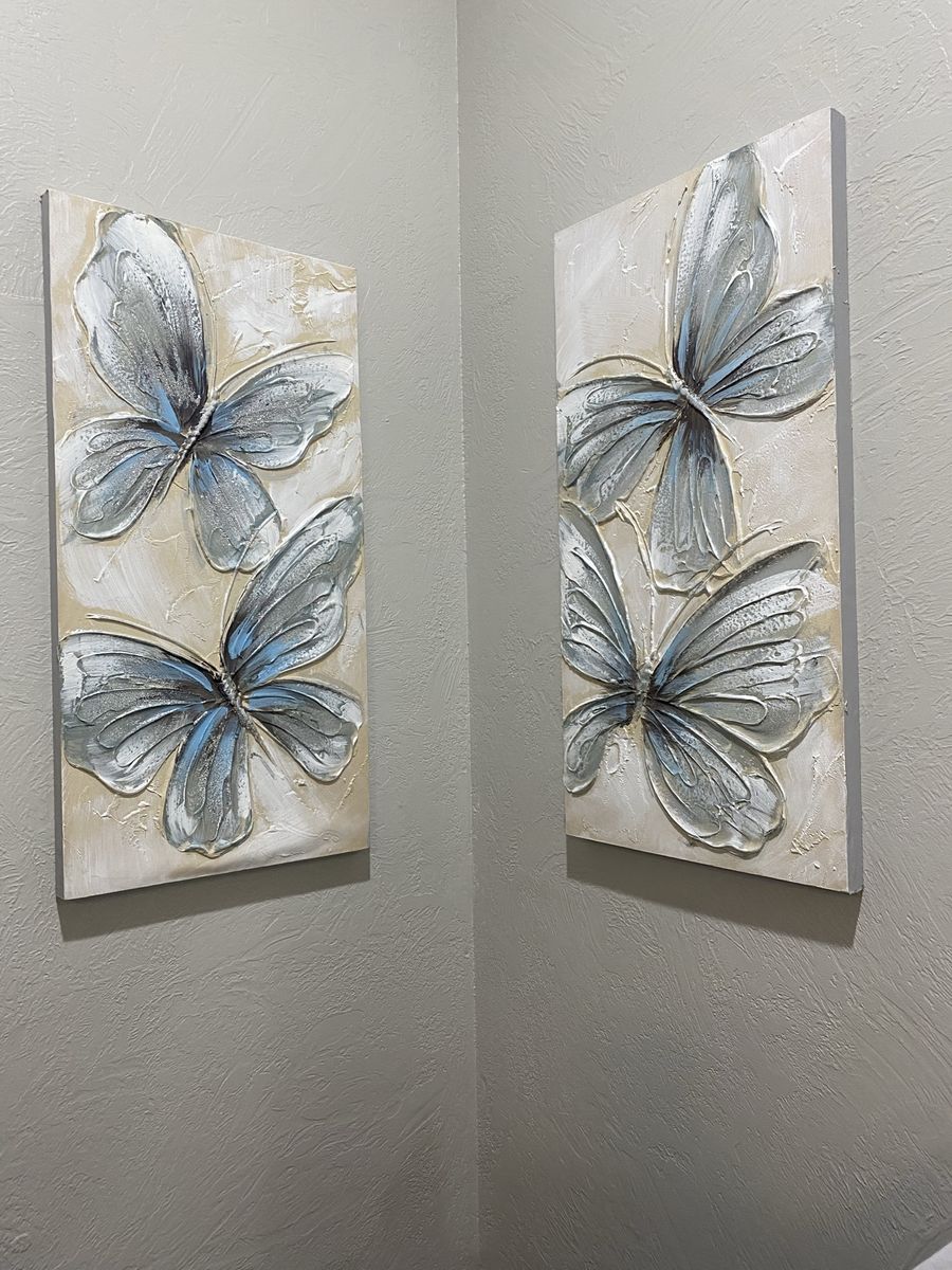 Textured Butterfly Canvas Wall Art Set - Blue & White 3D Relief Modern Decor (2 Panels)