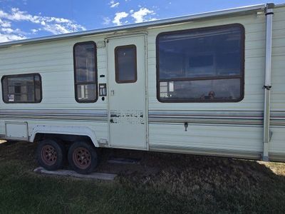 1991 Fleetwood prowler 26'