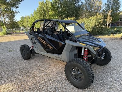 2022 Polaris RZR Turbo R4 UTV - 800 Miles, Roof, Detachable Windshield, Dynojet Upgrades