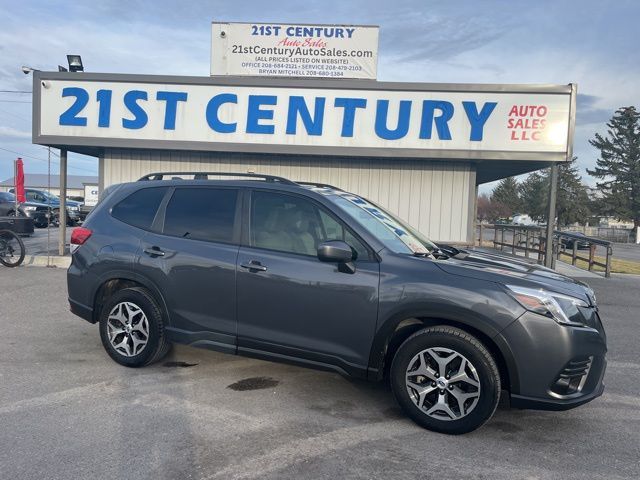 2022 SUBARU FORESTER Premium