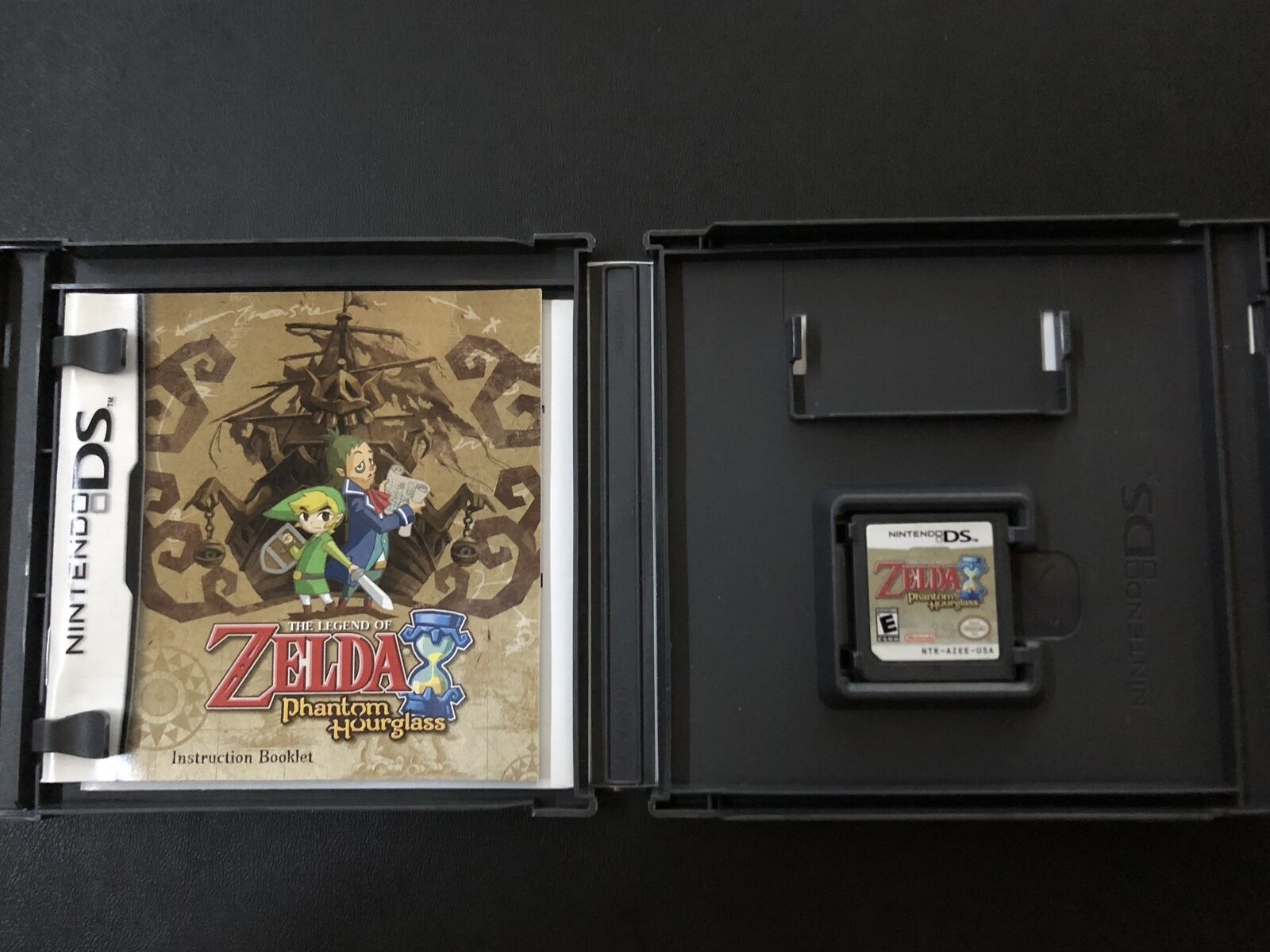 Zelda Phantom Hourglass Nintendo DS Game CIB Complete