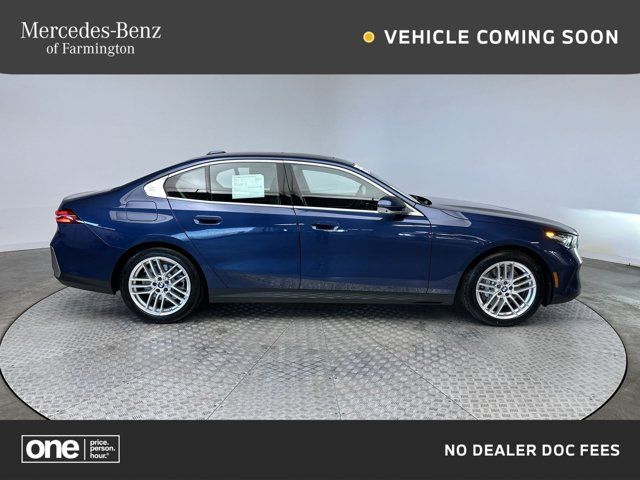 2025 BMW 5 Series 530i xDrive