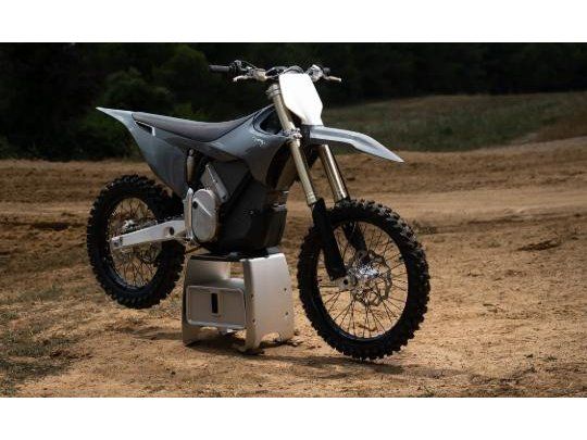 2025 Stark Future VARG MX 1.2 19"" 60 HP