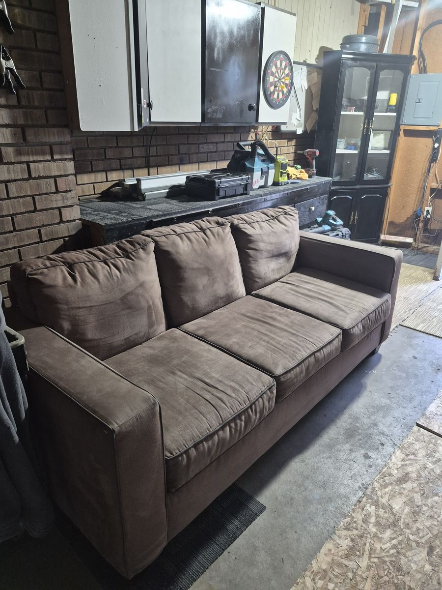 Nice couch for sale