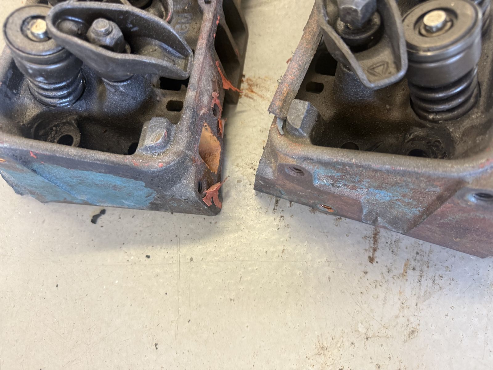 Small Block Chevy Heads Chevorlet Gm 350