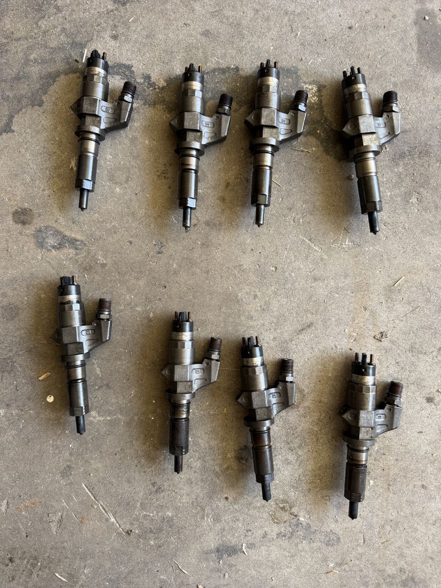 2004 LB7 Duramax fuel injectors