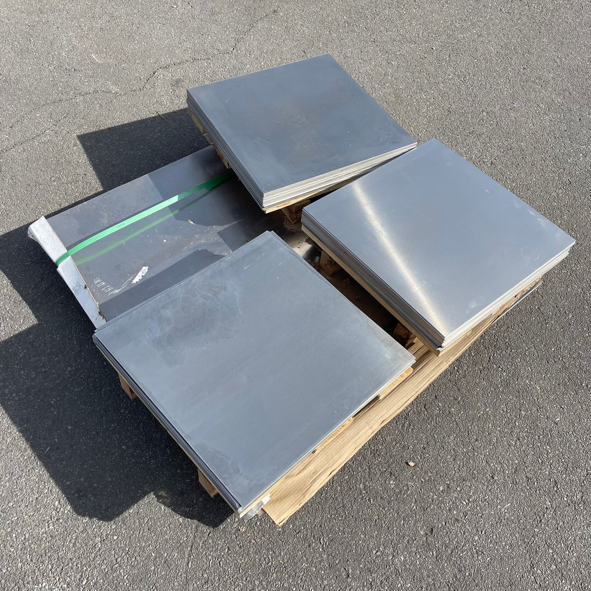 RYERSON Aluminum Plates 1/16” Thick, 24”x24” & 48”x48”