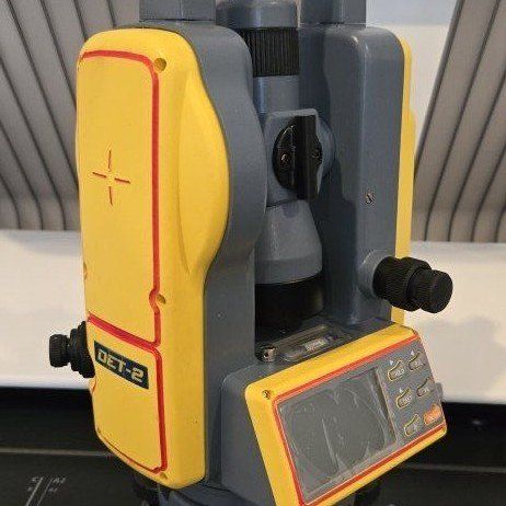 Theodolite  DET-2 / Spectra Precision Construction