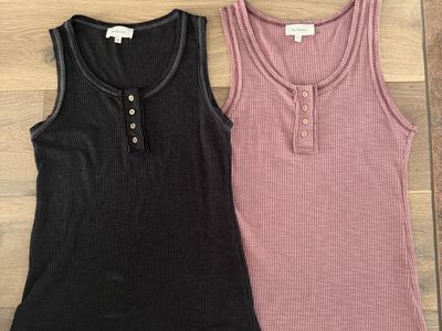 CUTE BOHME TANK TOPS- SIZE M