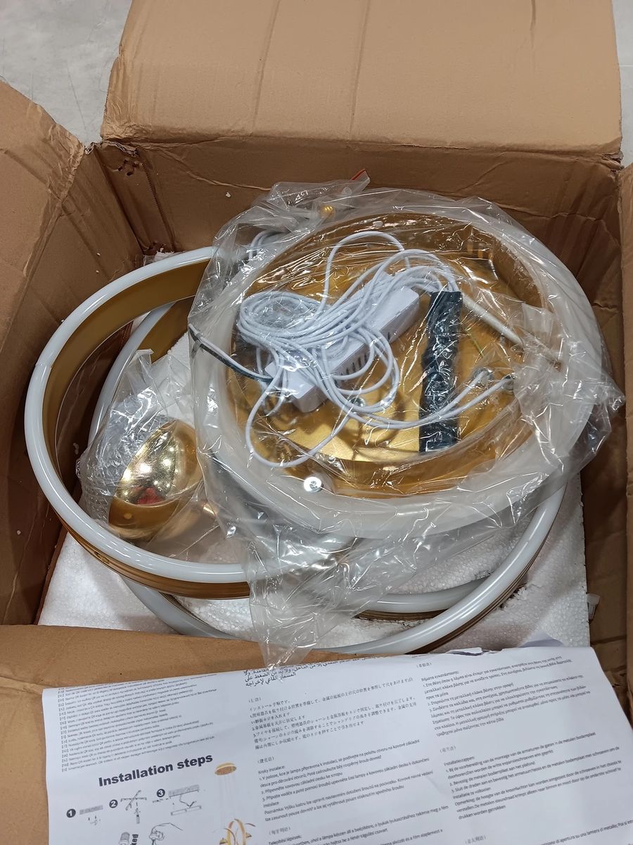 Main image 10