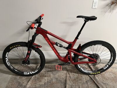 Santa Cruz Hightower C