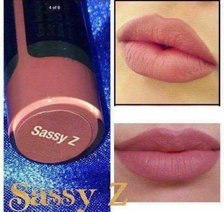 LipSence  in color Sassy Z