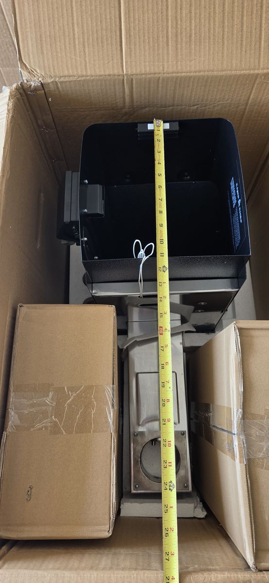 Main image 7