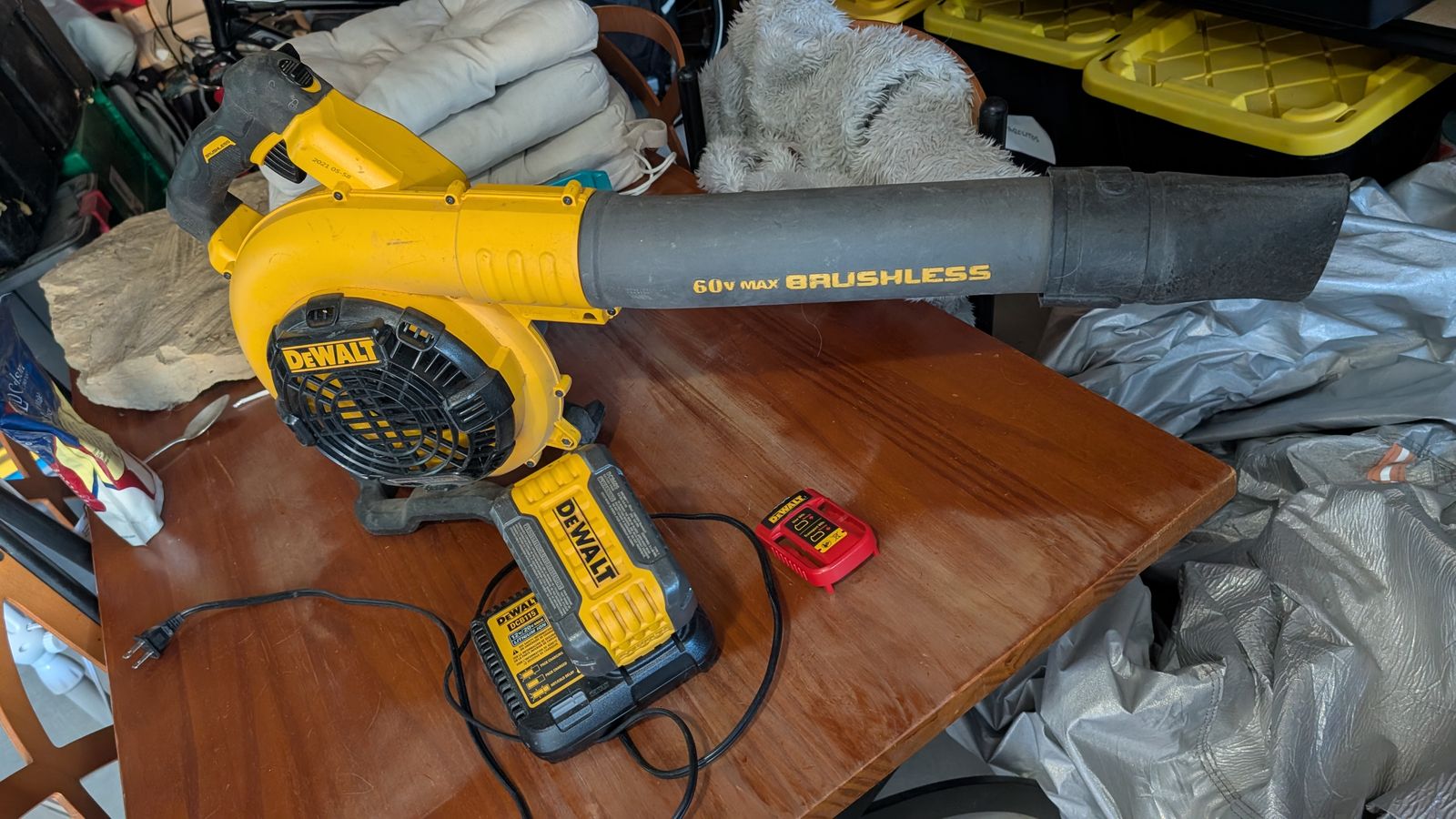 Dewalt Blower Battery and Charger