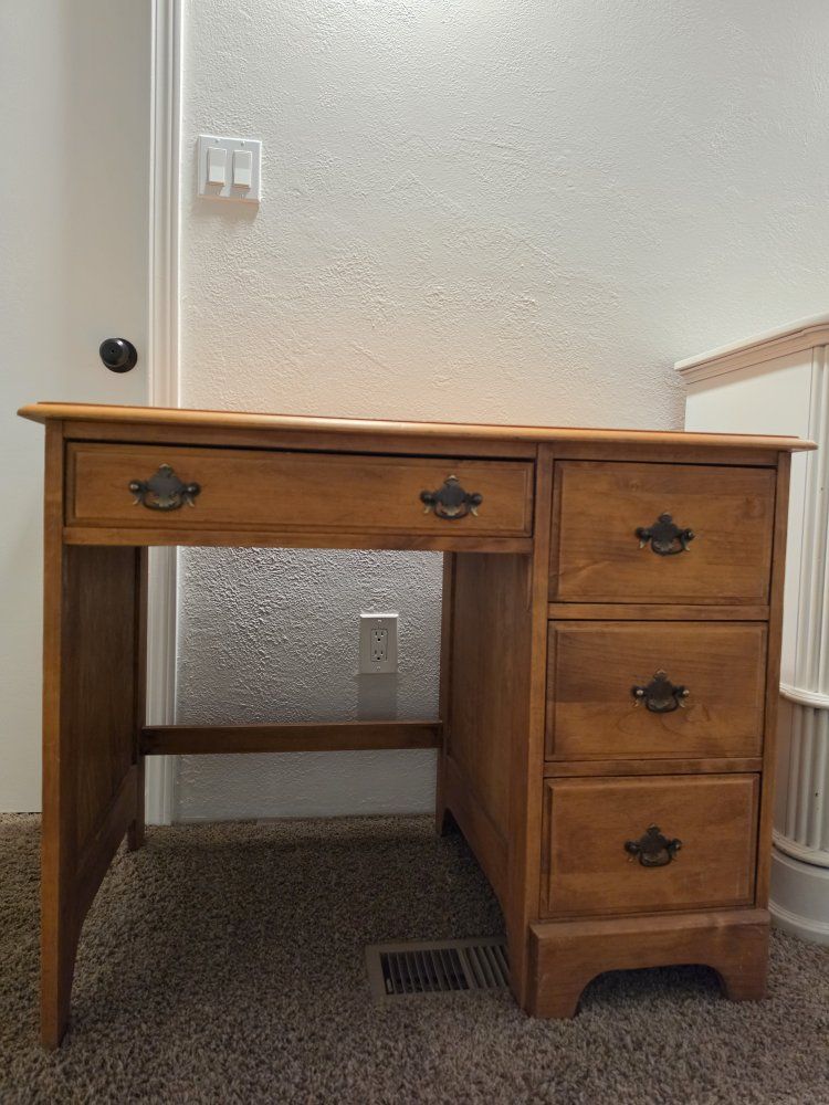 Vintage Solid Wood Desk with 4 Drawers - Sturdy Secretary/Office Table, Light Brown Finish