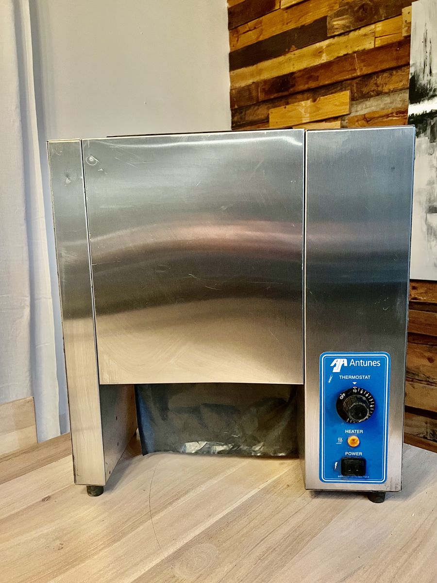 Antunes Vertical Rapid Bun Toaster - Kitchen Restaurant Bakery