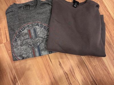 Men’s Size Large Clothing Bundle