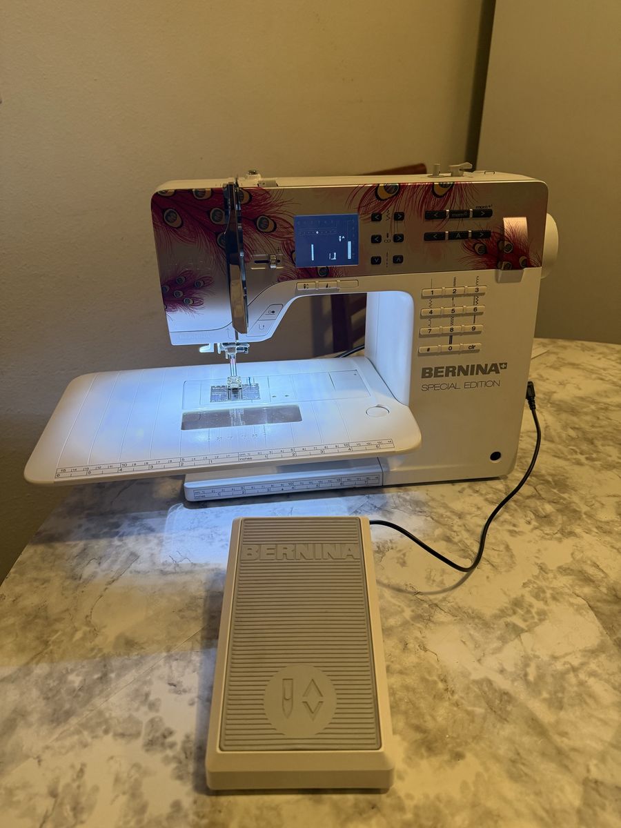 Bernina B350 sewing machine