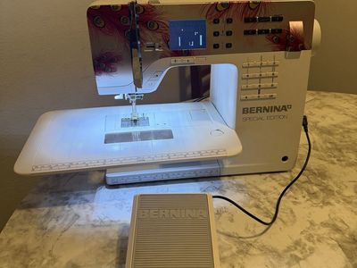 Bernina B350 sewing machine