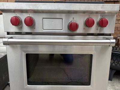 Wolf Range 30" Gas Stove (Stainless Steel)